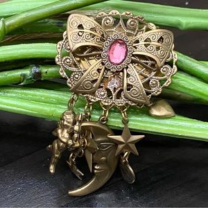 Vintage Victorian Unsigned Ornate Celestial Moon Stars Cherub Charm Brooch